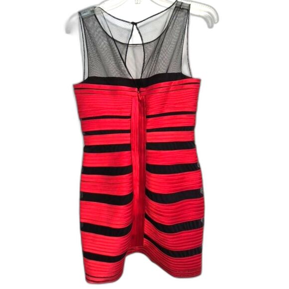 BCBG Max Azria Black and Red Cocktail Dress - Size 6 - Picture 5 of 8